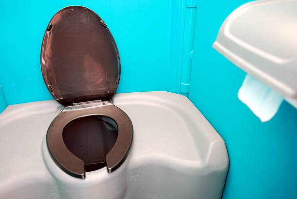 Best Portable restroom trailer rental  in Woodside, CA