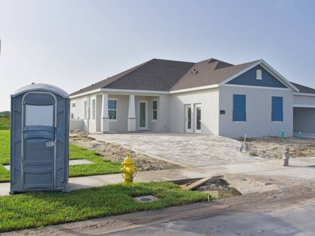 Portable Toilet Options We Offer in Woodside, CA
